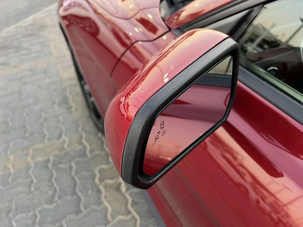Ford Mustang - Image 8