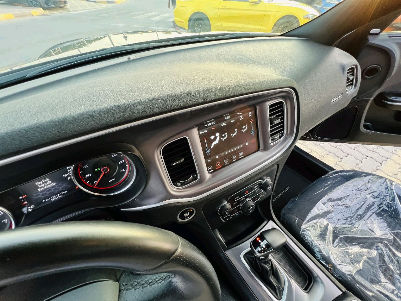 Dodge Charger - Image 13