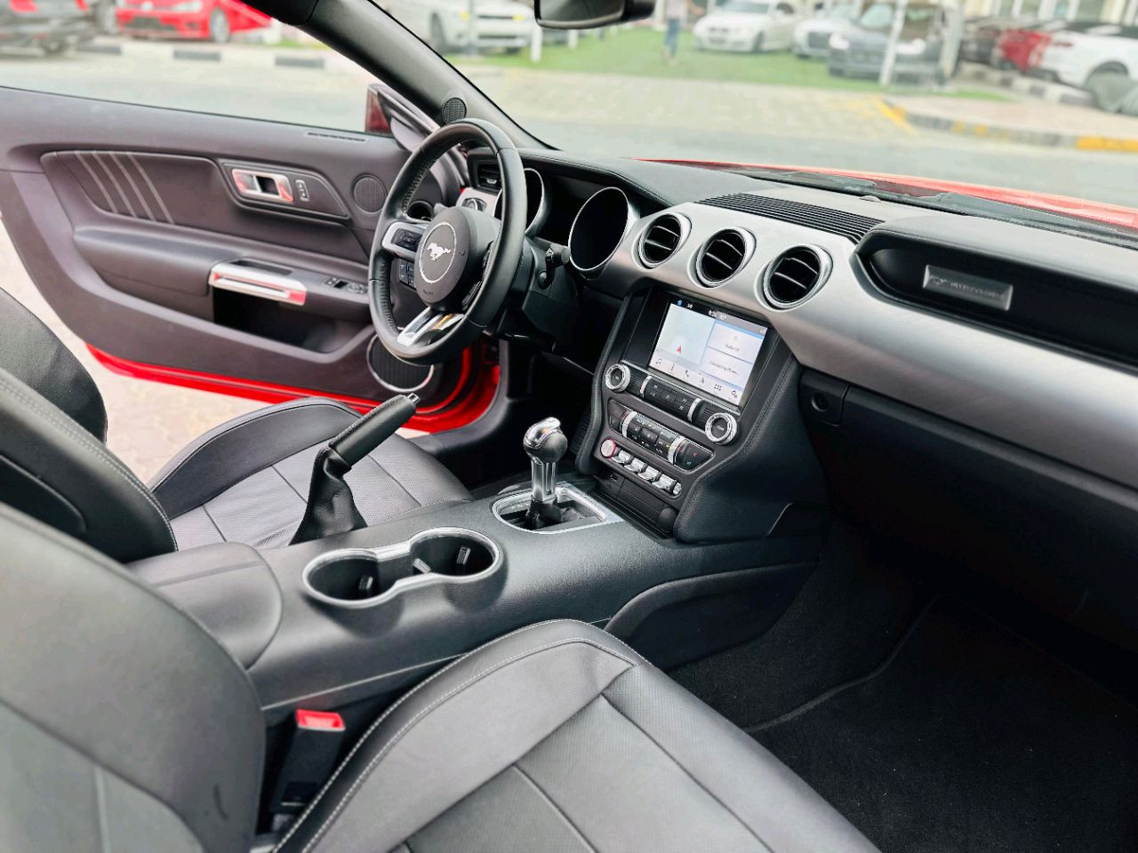 Ford Mustang - Image 10