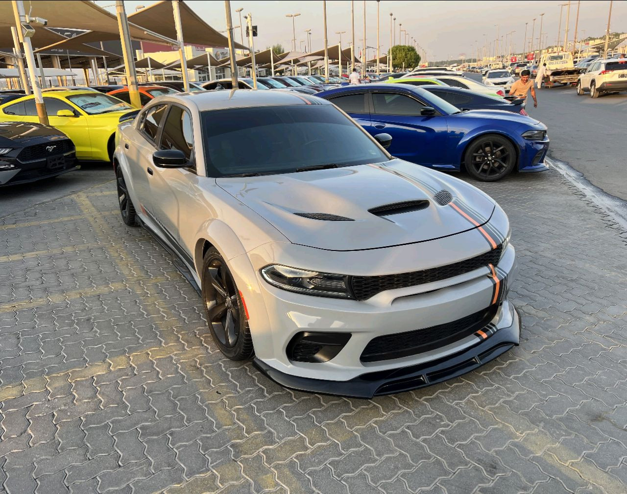 Dodge Charger - Image 5