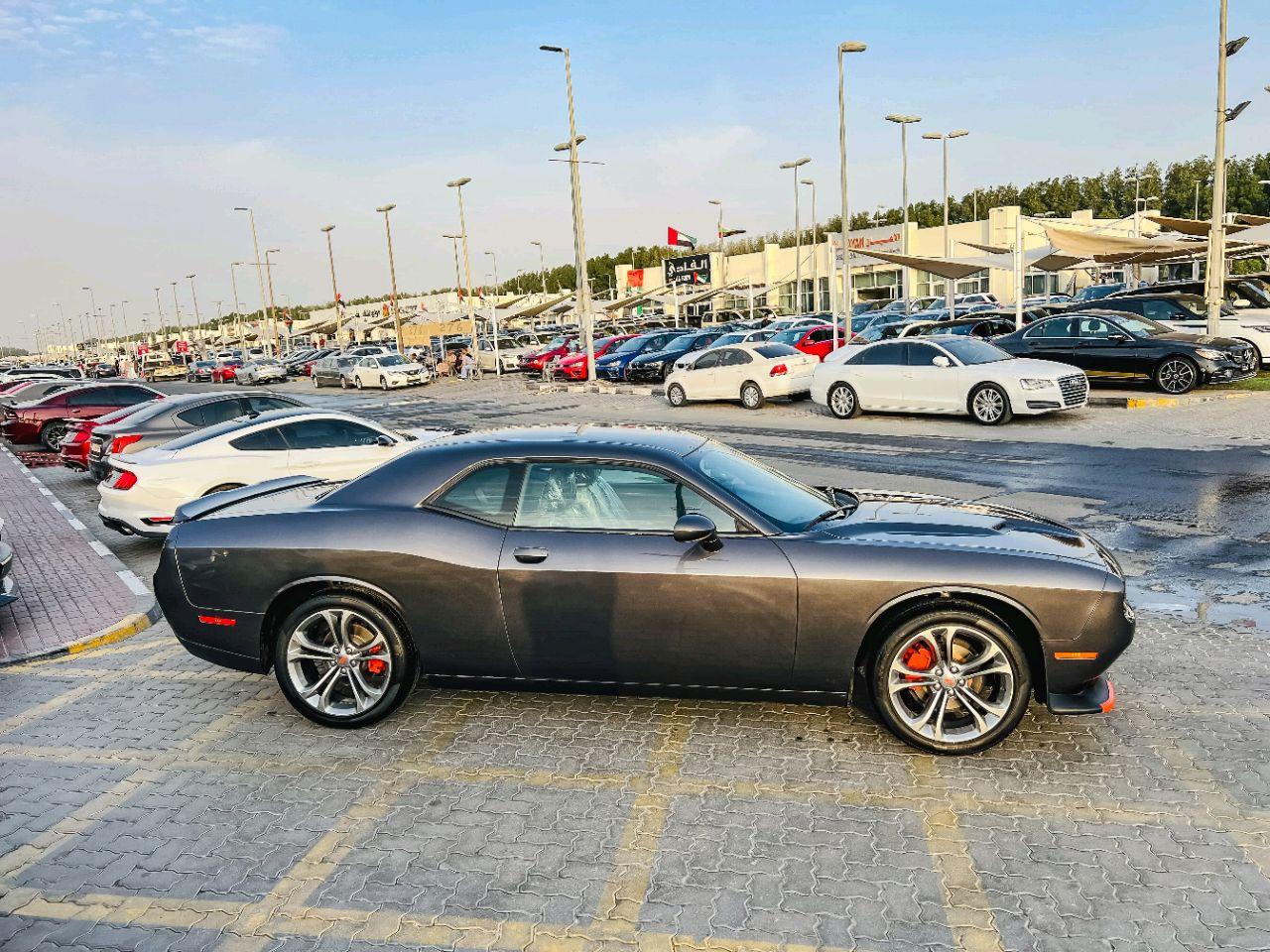 Dodge Challenger - Image 5