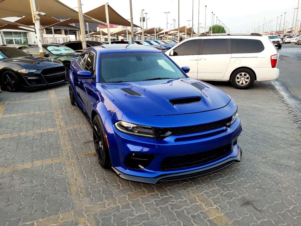Dodge Charger - Image 4