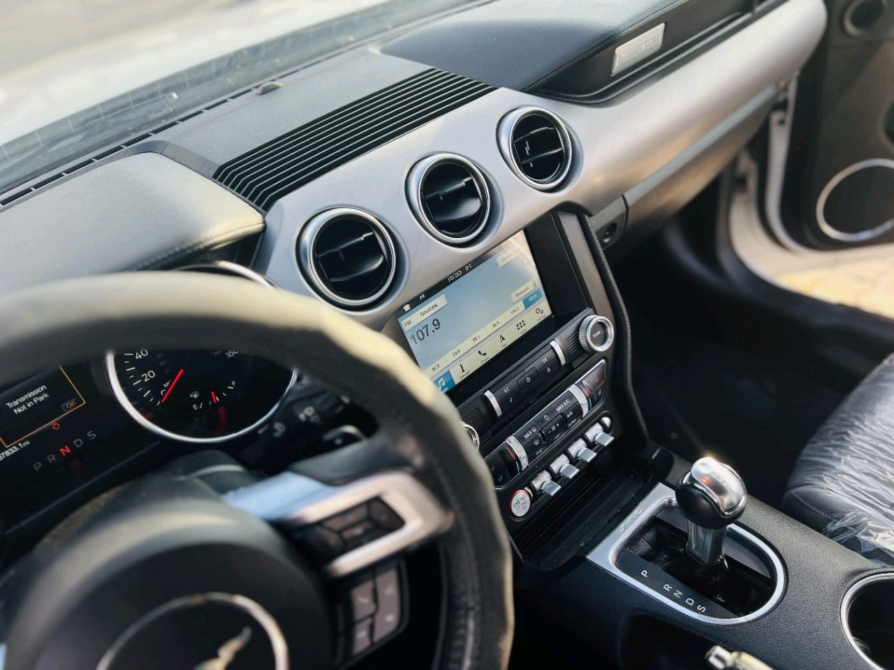 Ford Mustang - Image 16