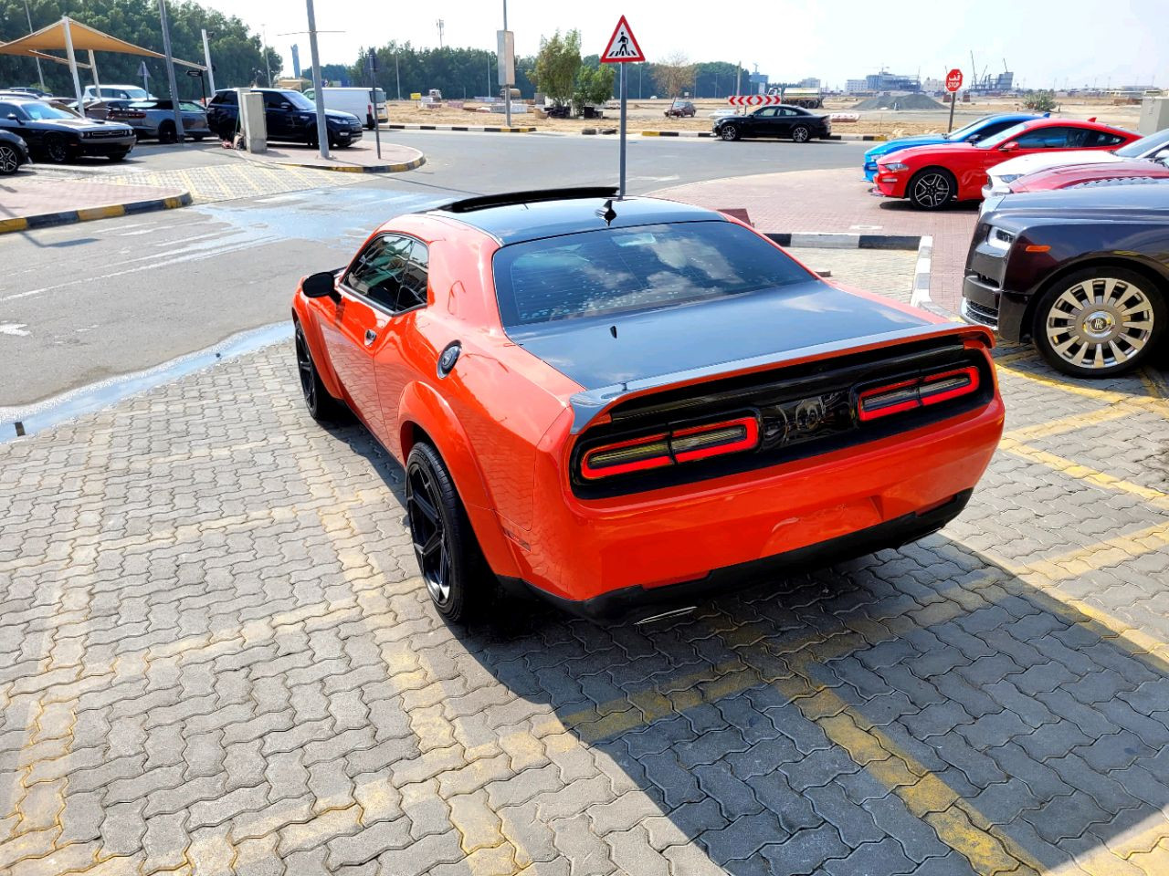 Dodge Challenger - Image 8