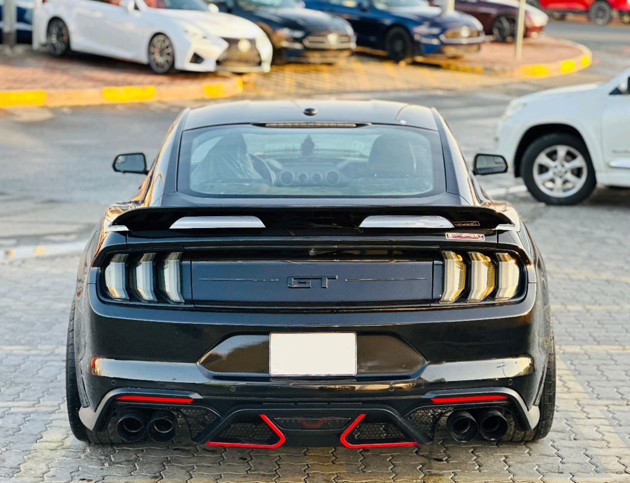 Ford Mustang - Image 8