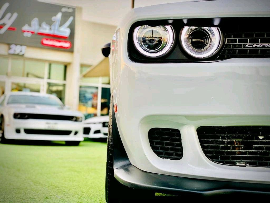 Dodge Challenger - Image 4