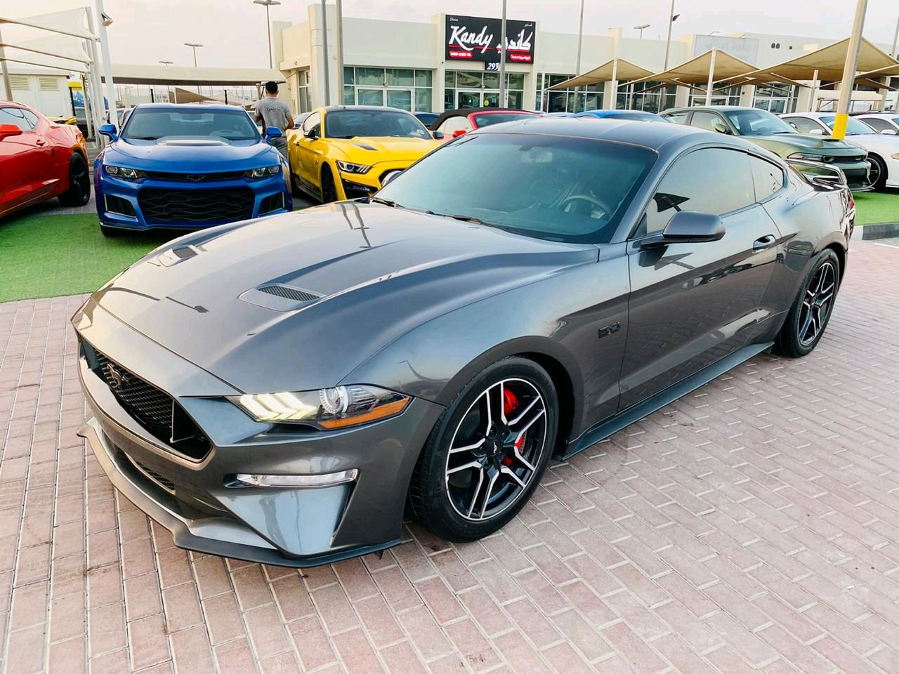 Ford Mustang - Image 2