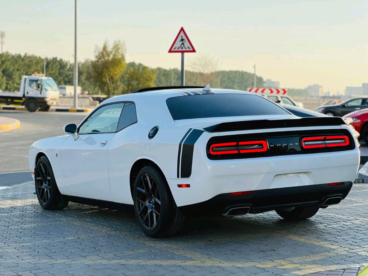 Dodge Challenger - Image 6