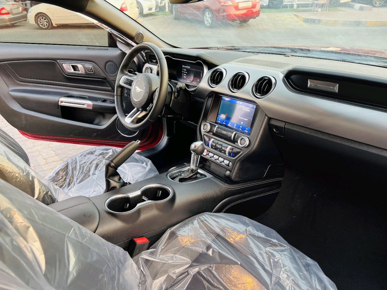 Ford Mustang - Image 10