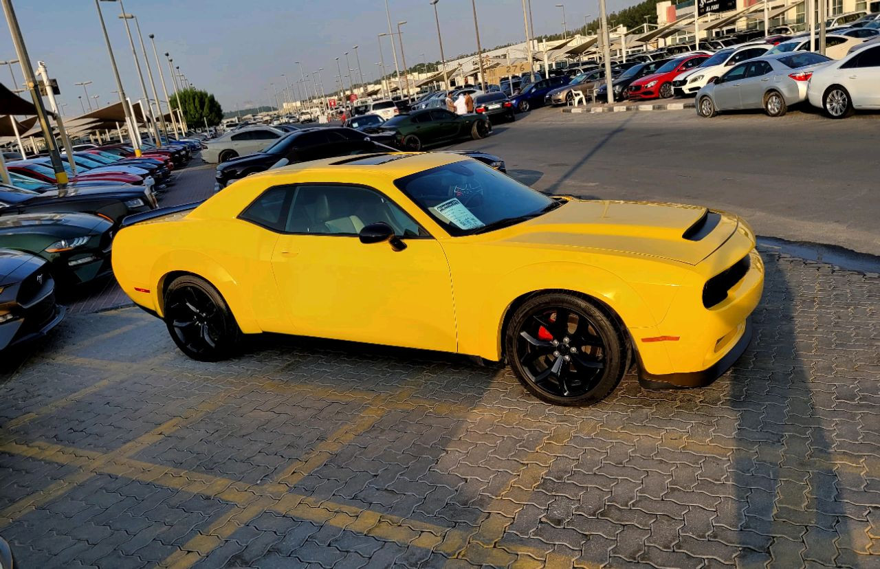 Dodge Challenger - Image 7