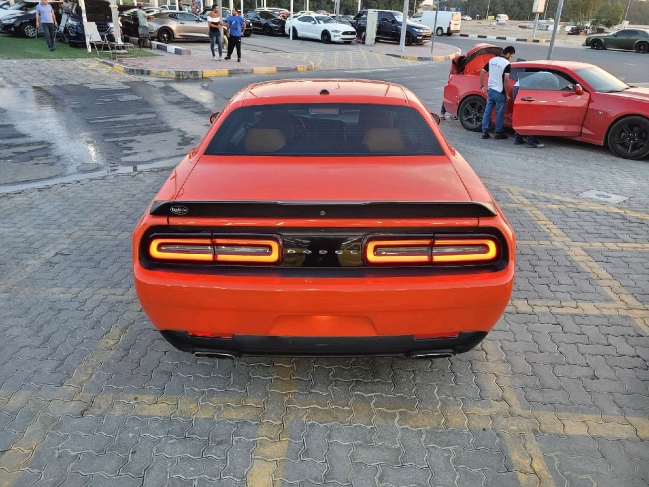Dodge Challenger - Image 2