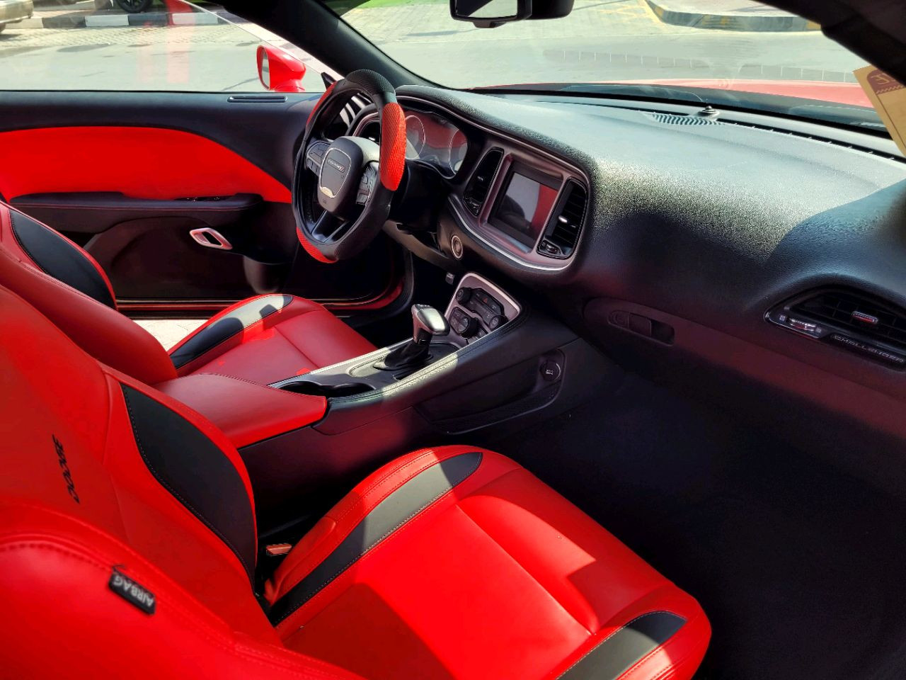 Dodge Challenger - Image 8