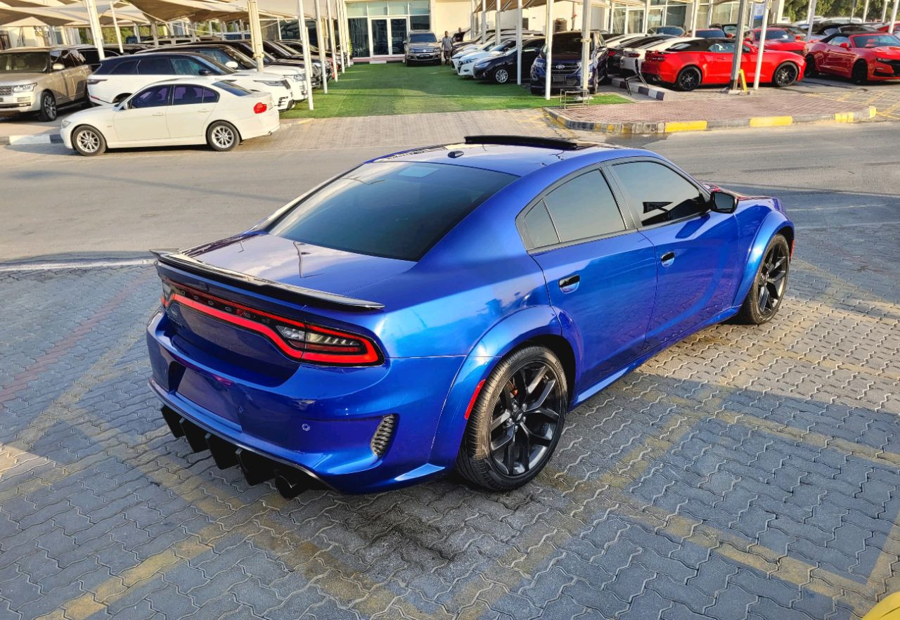 Dodge Charger - Image 8