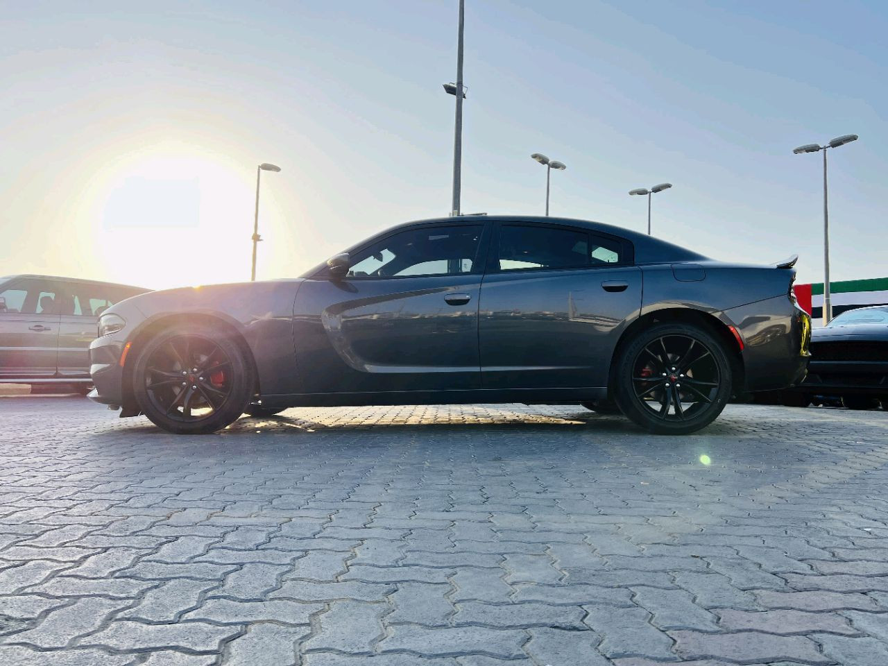 Dodge Charger - Image 8