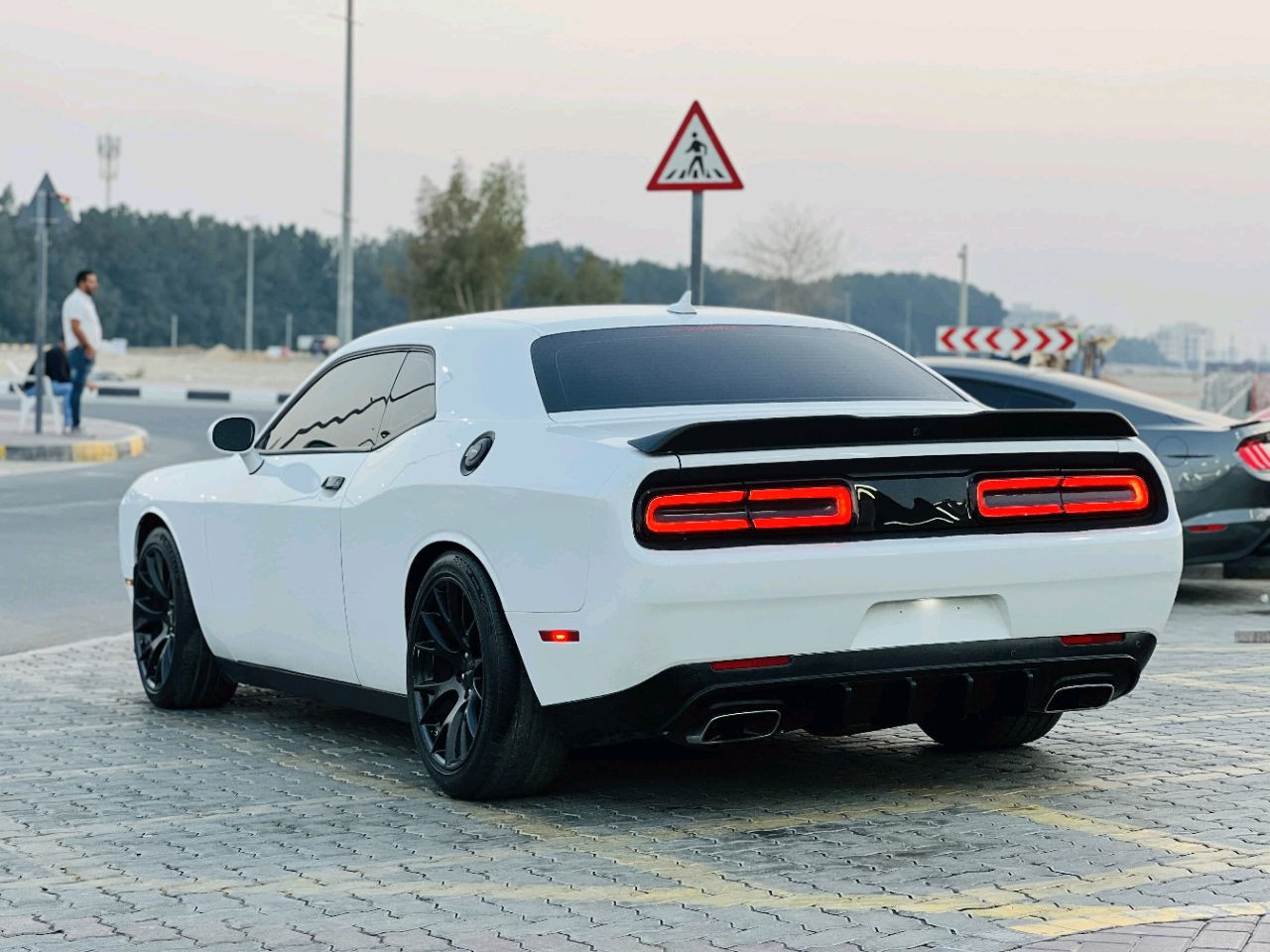 Dodge Challenger - Image 7