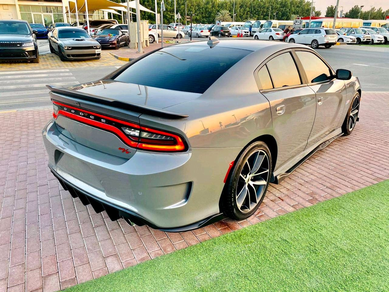 Dodge Charger - Image 5