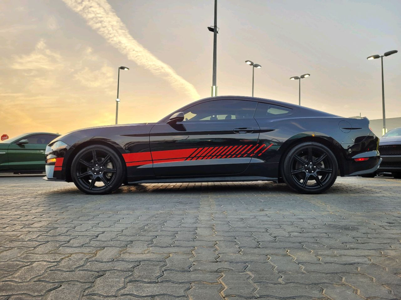 Ford Mustang - Image 8