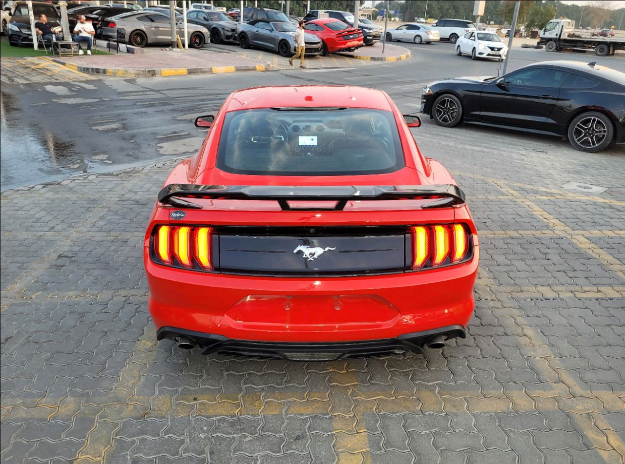 Ford Mustang - Image 6