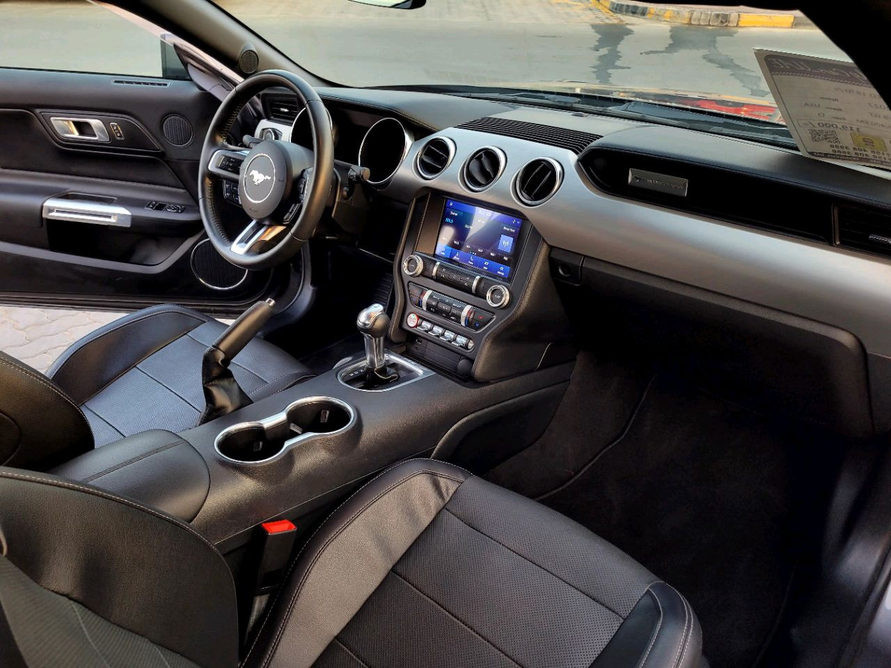 Ford Mustang - Image 11