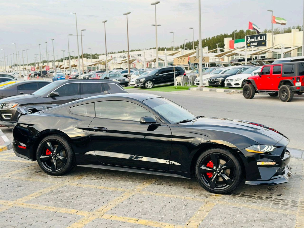 Ford Mustang - Image 8