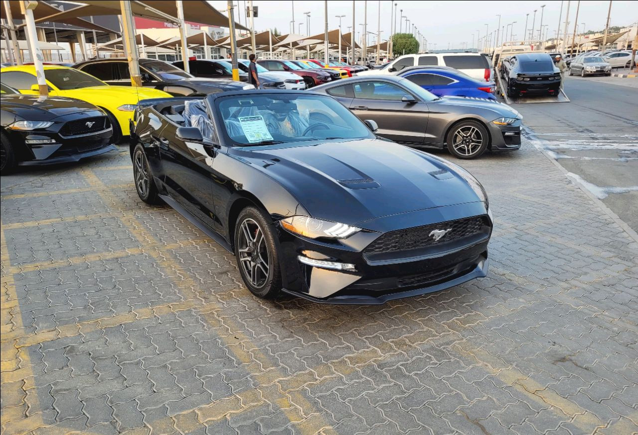 Ford Mustang - Image 4