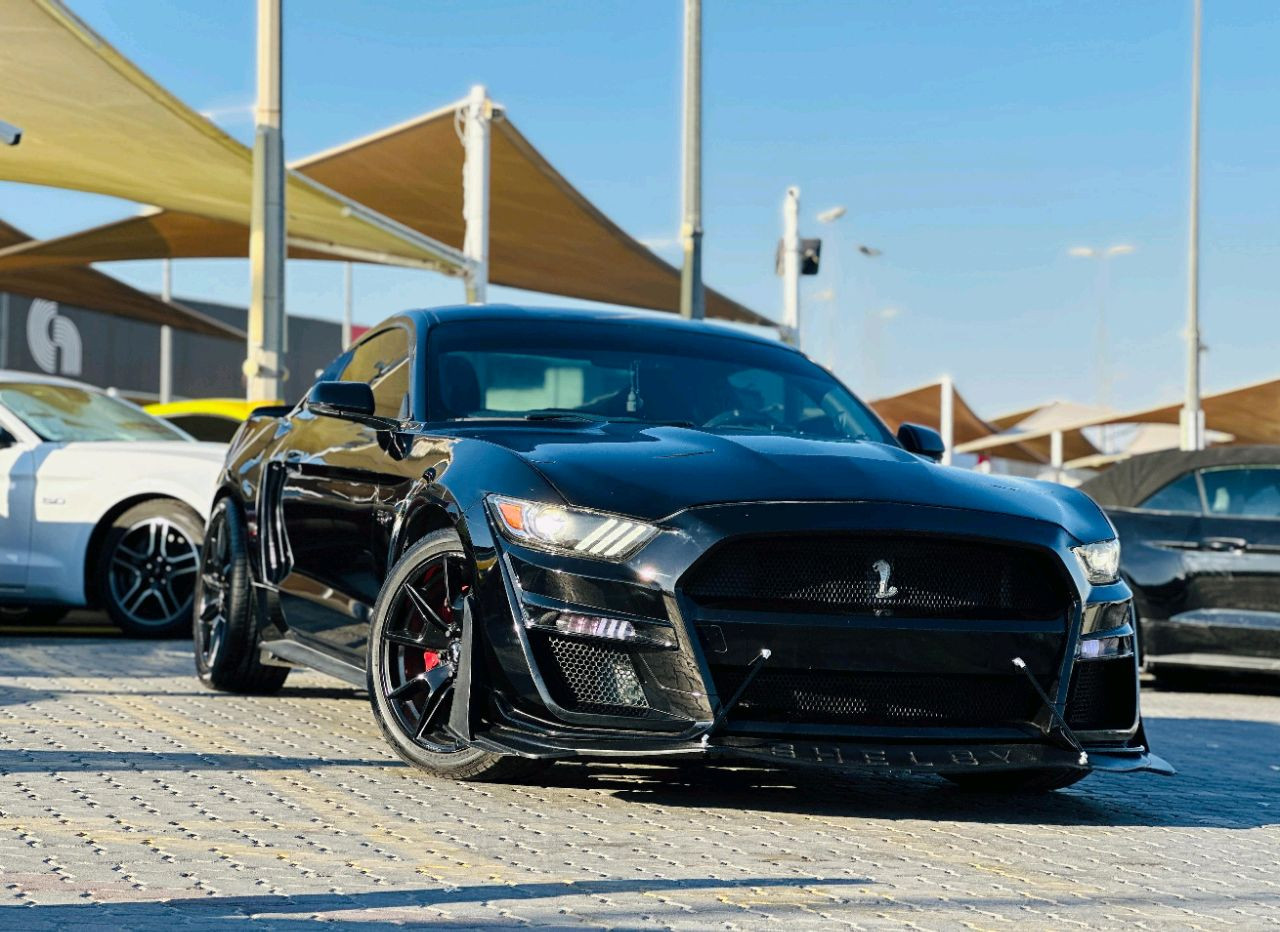 Ford Mustang - Image 4