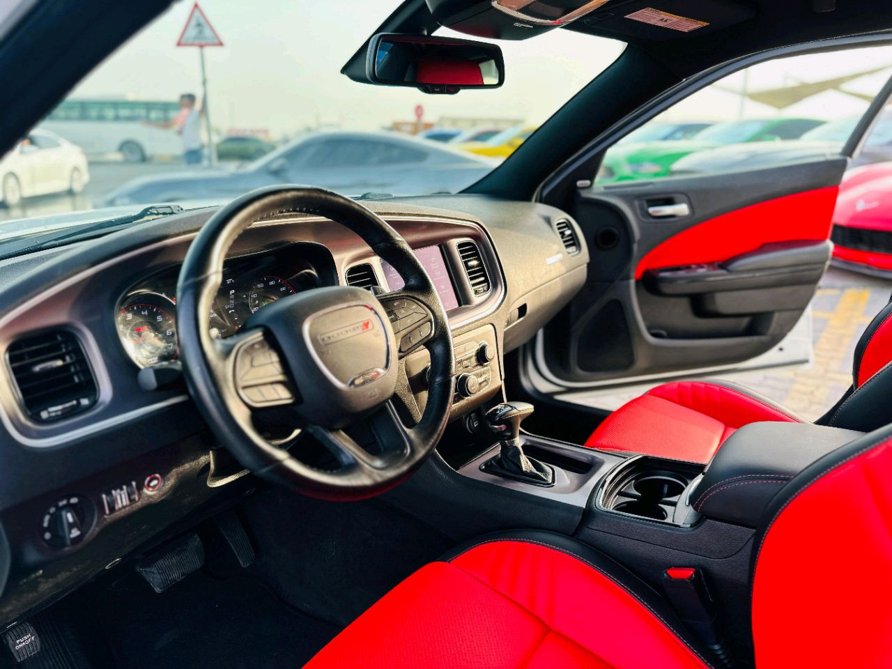 Dodge Charger - Image 10