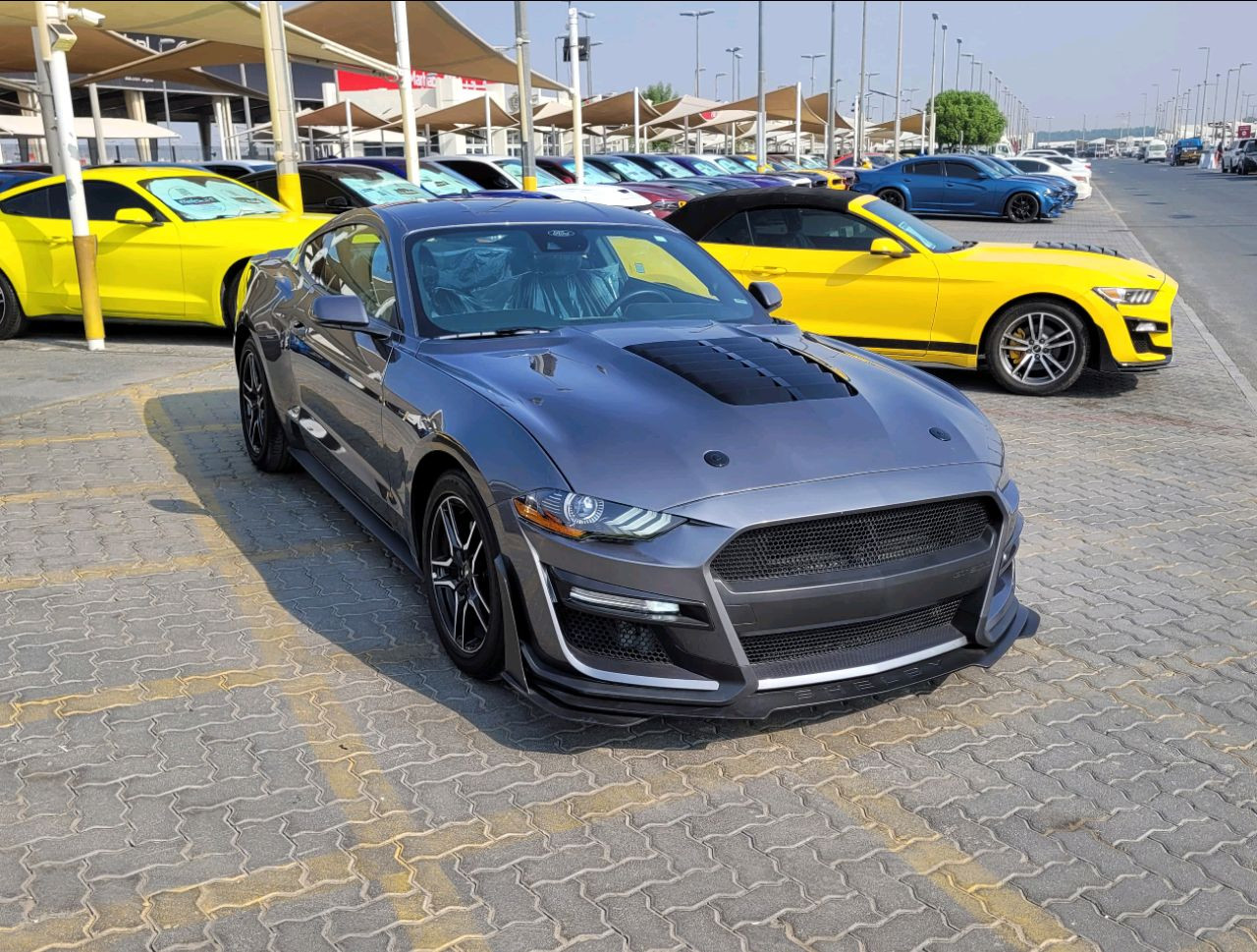 Ford Mustang - Image 4