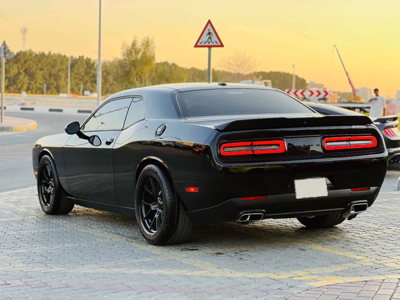 Dodge Challenger - Image 8