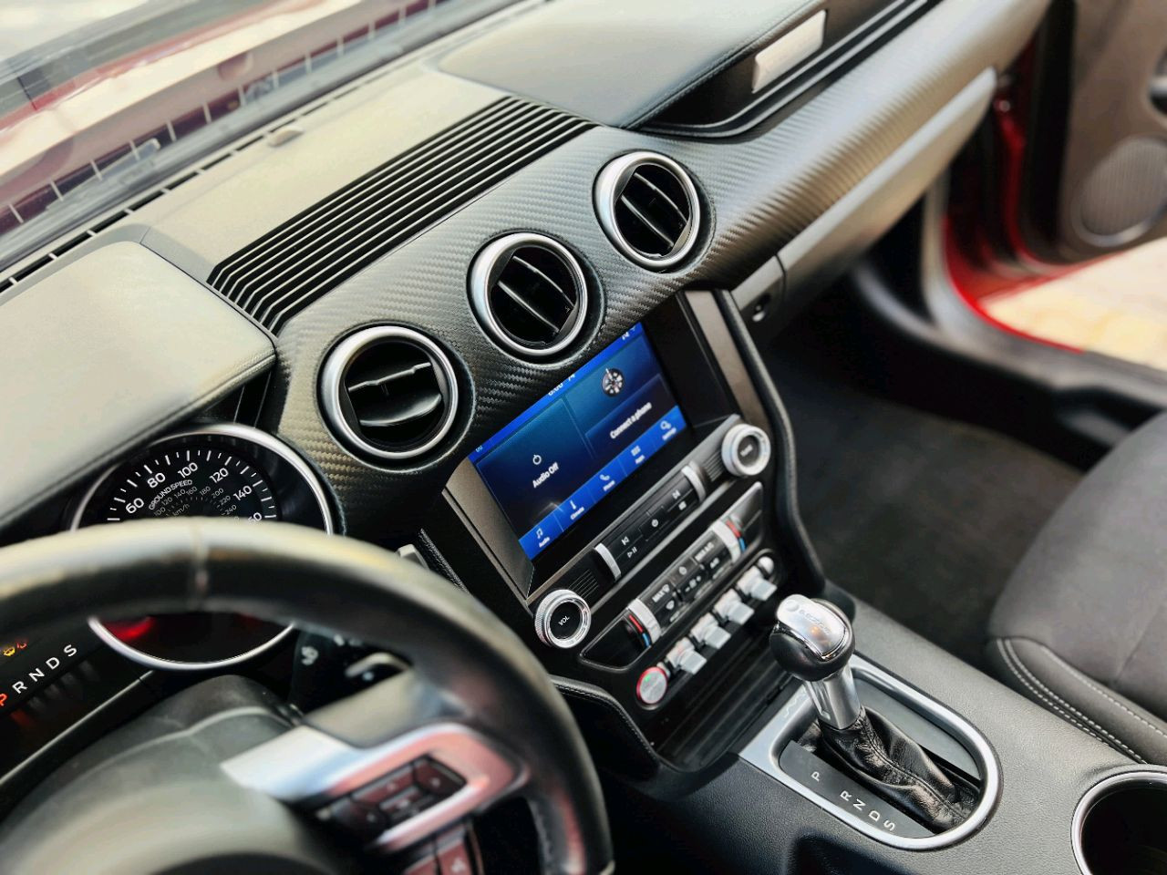 Ford Mustang - Image 18