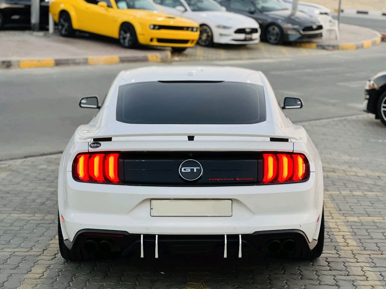 Ford Mustang - Image 6