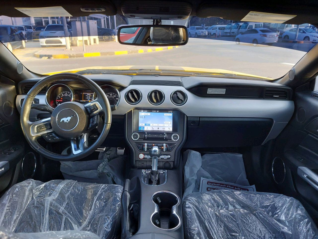 Ford Mustang - Image 6