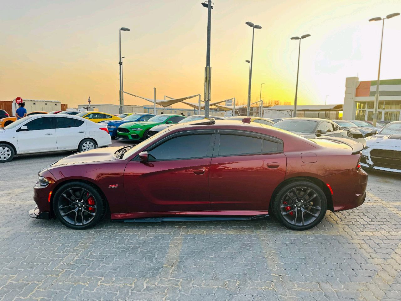 Dodge Challenger - Image 9