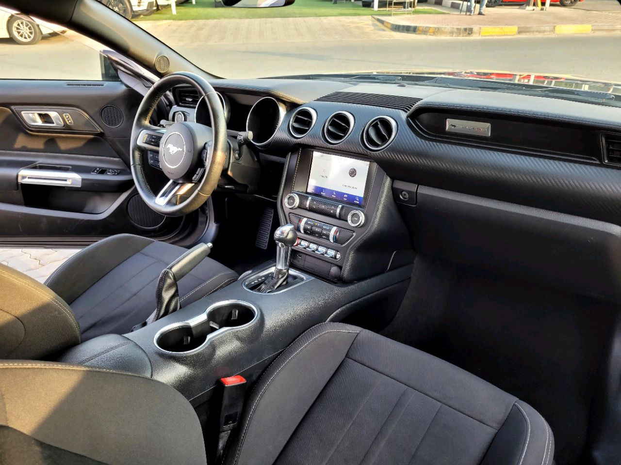 Ford Mustang - Image 11