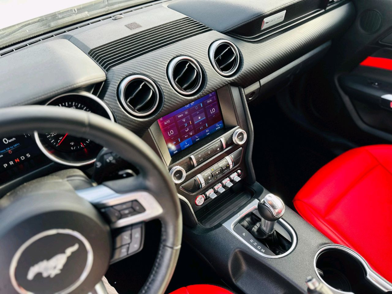 Ford Mustang - Image 20