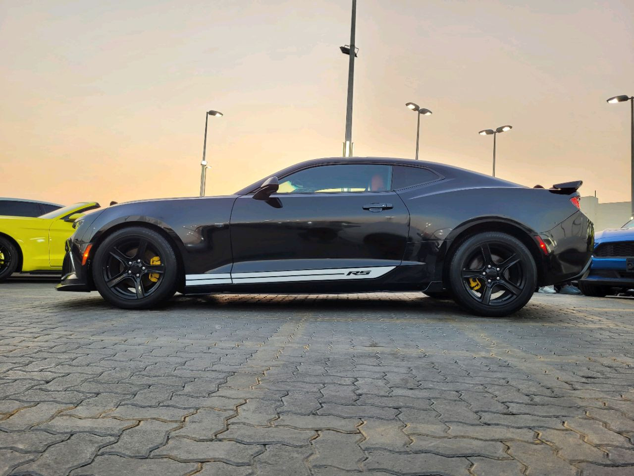 Chevrolet Camaro - Image 8