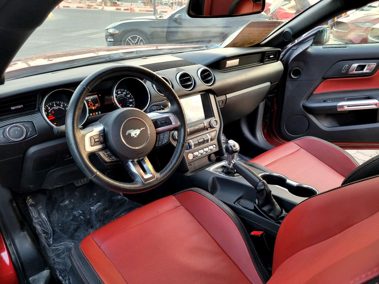 Ford Mustang - Image 9