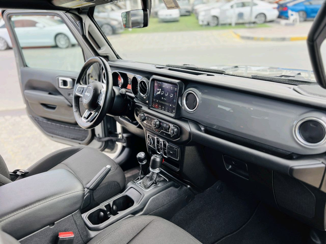 Jeep Wrangler Unlimited - Image 18