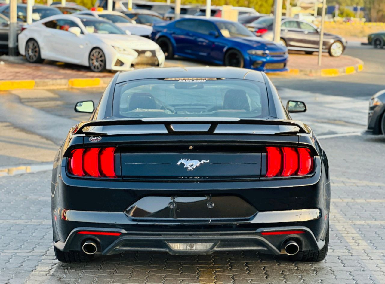 Ford Mustang - Image 3