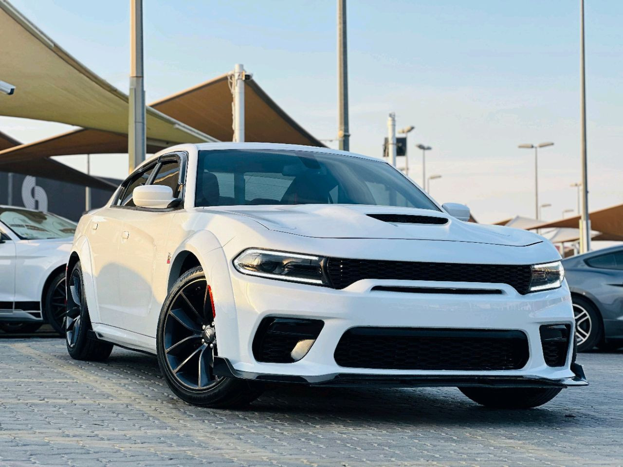 Dodge Charger - Image 4