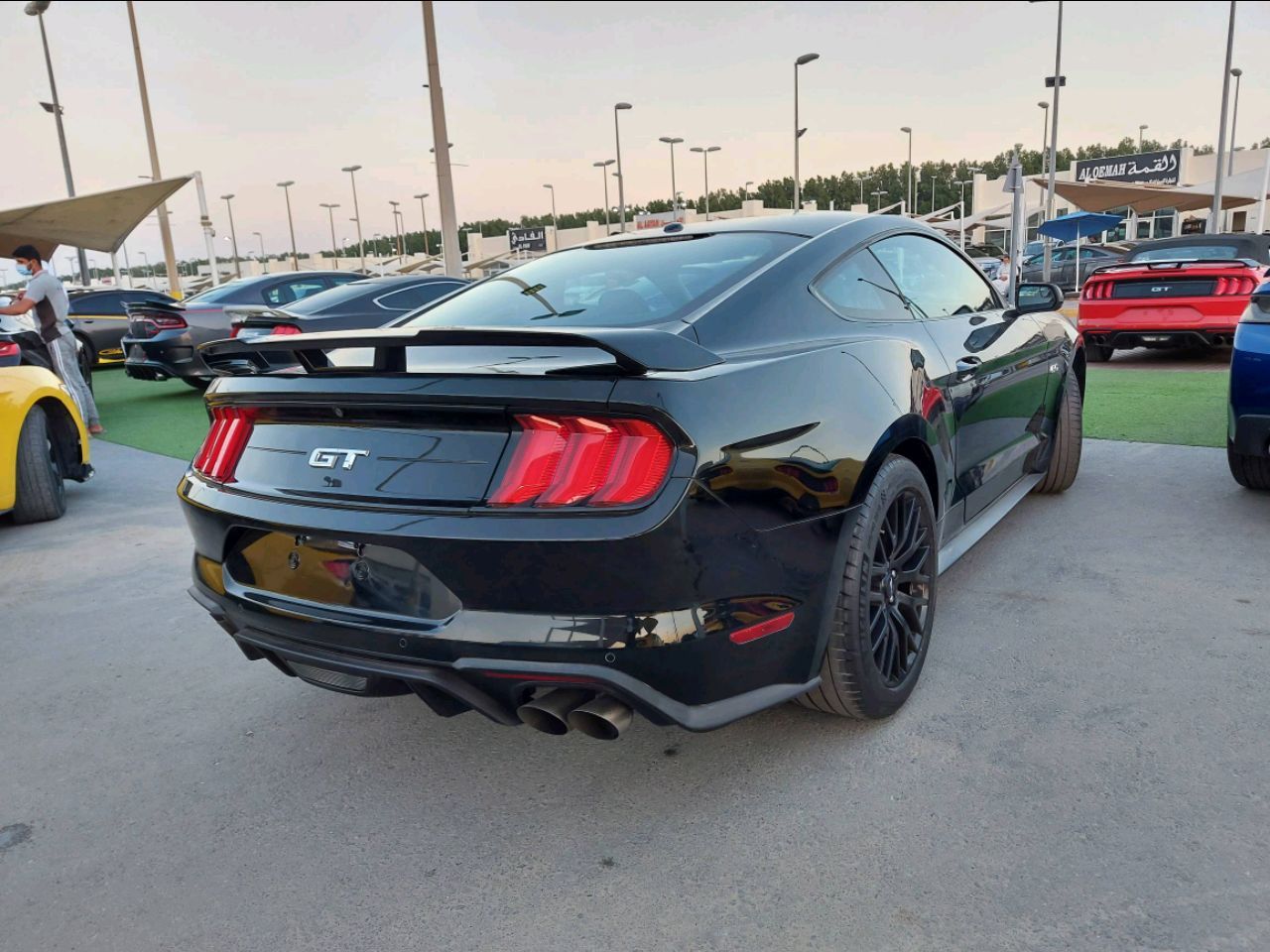 Ford Mustang - Image 3