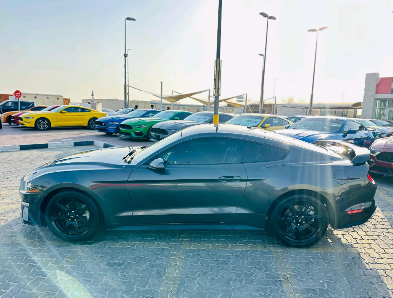 Ford Mustang - Image 9
