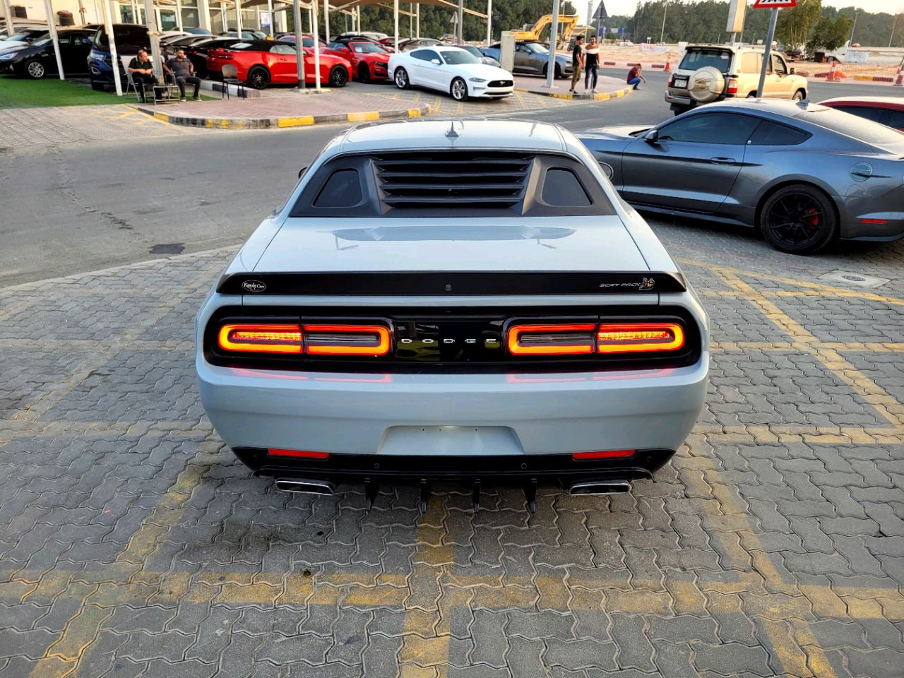 Dodge Challenger - Image 7