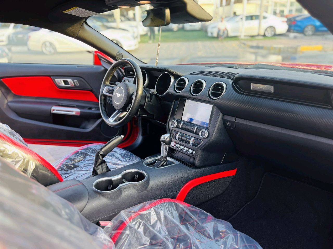 Ford Mustang - Image 10