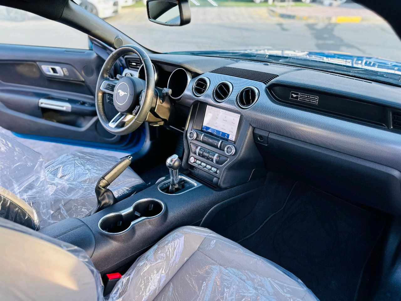 Ford Mustang - Image 10