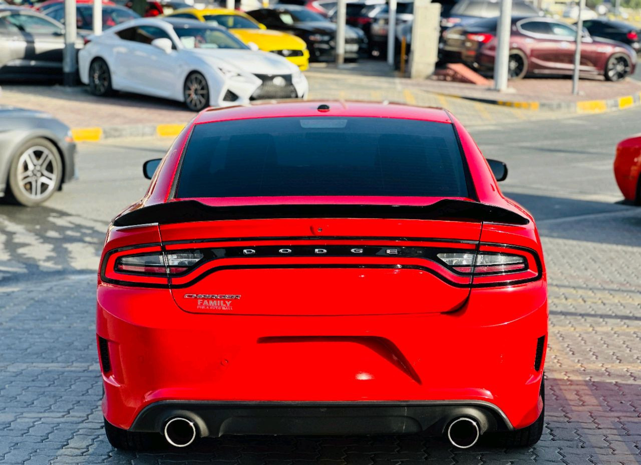 Dodge Charger - Image 7