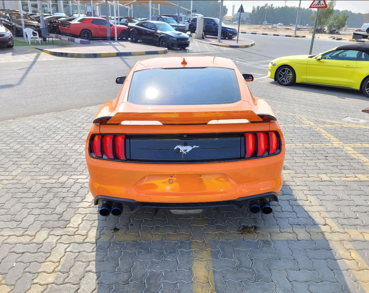 Ford Mustang - Image 9