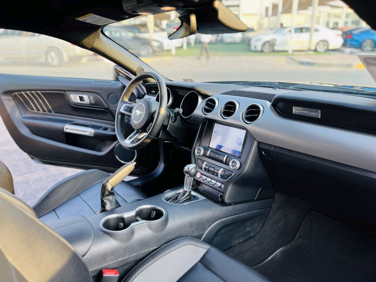 Ford Mustang - Image 11