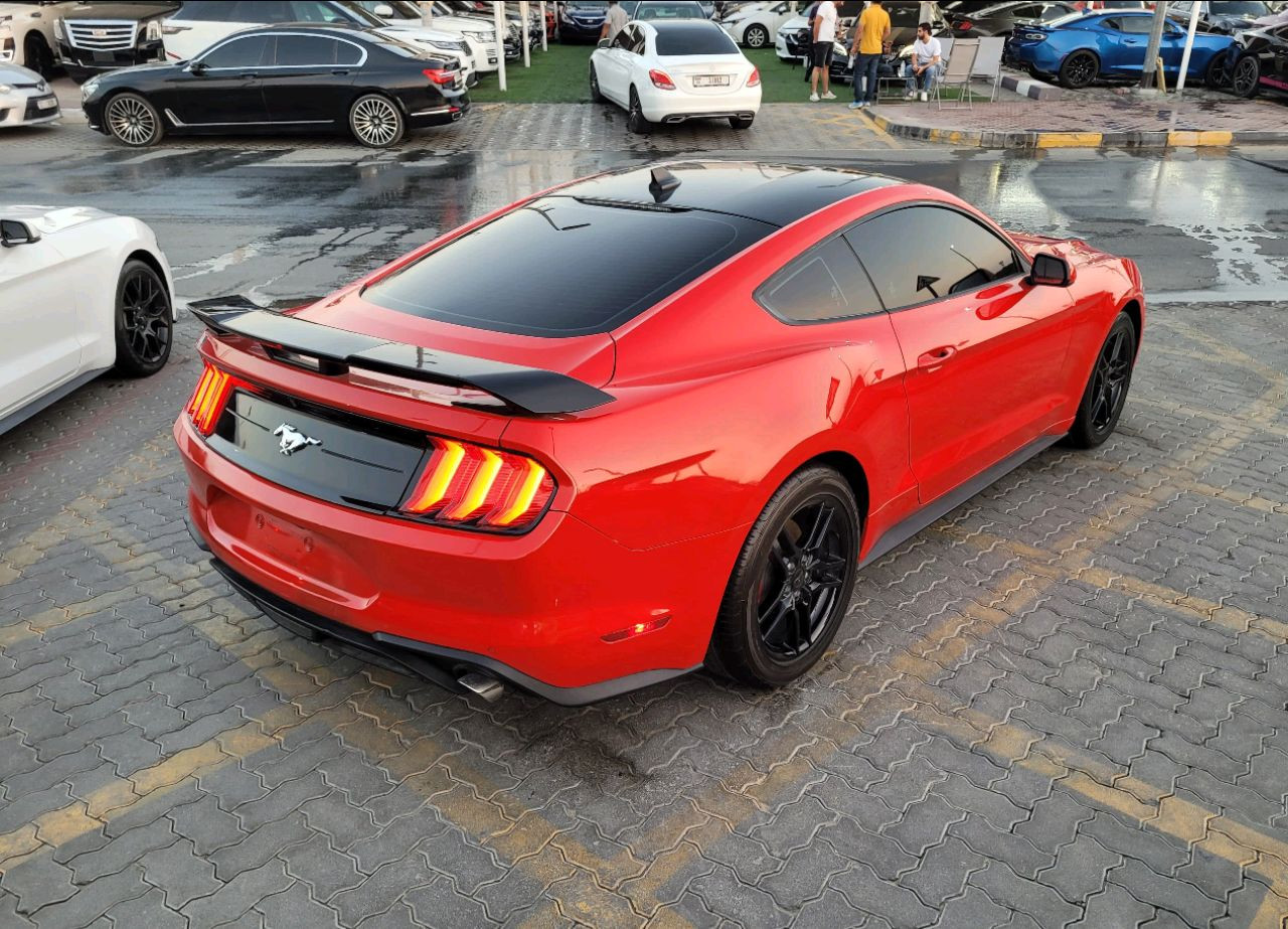 Ford Mustang - Image 6