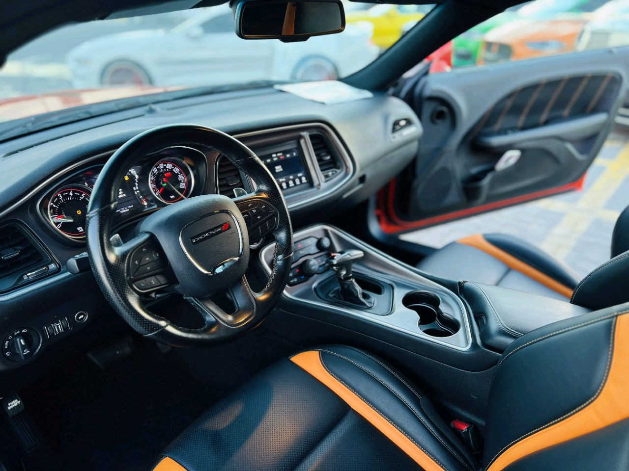 Dodge Challenger - Image 11